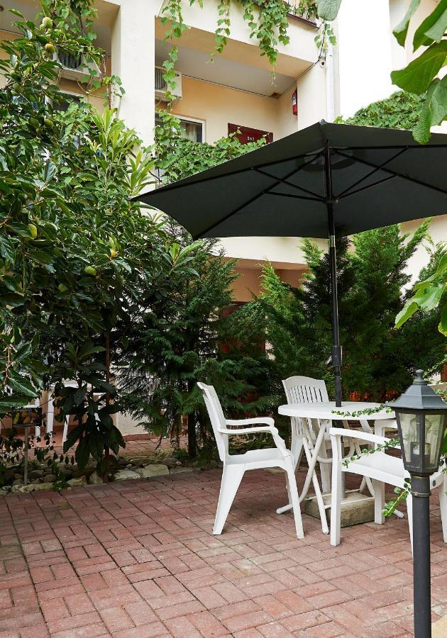 Hotel Marco Club Gagra Exterior foto