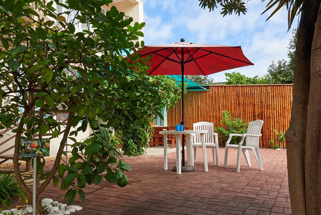 Hotel Marco Club Gagra Exterior foto
